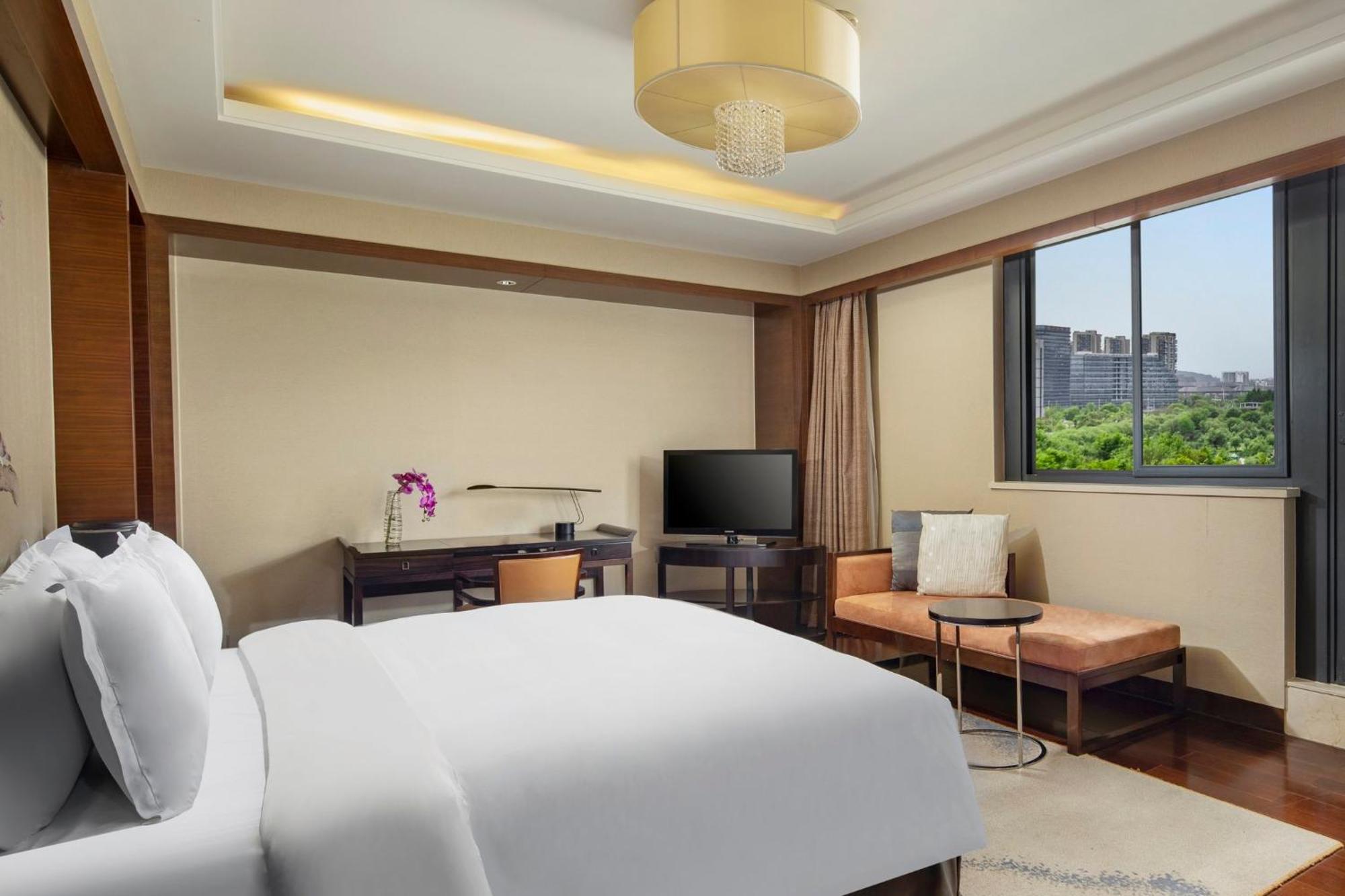 Crowne Plaza Huangshan Yucheng By Ihg Экстерьер фото